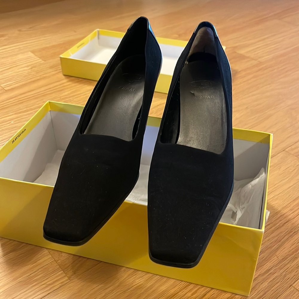Circa Joan & David Heel